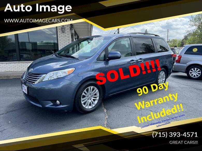 2016 Toyota Sienna XLE Premium 8-Passenger