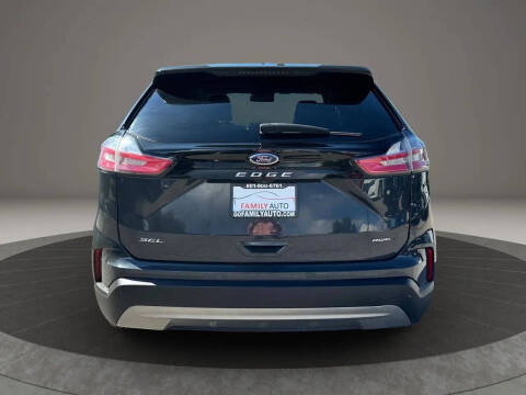 2021 Ford Edge