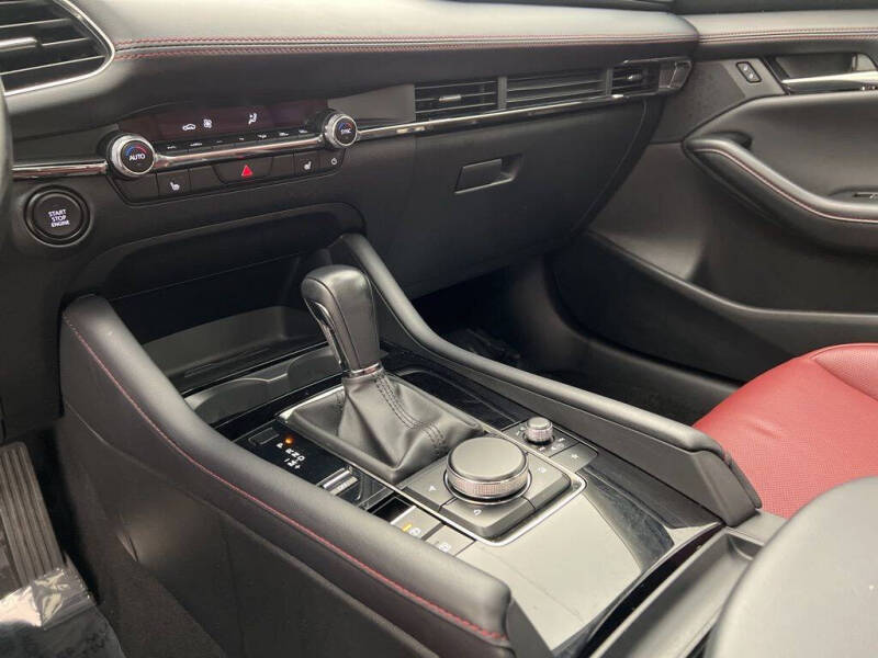 2025 Mazda Mazda3 Sedan 2.5 S Carbon Edition