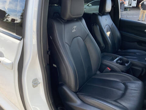 2020 Chrysler Pacifica Launch Edition