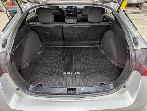 2019 Toyota Prius LE AWD-e