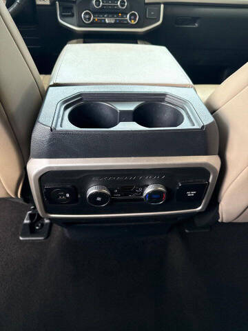 2023 Ford Expedition MAX XLT