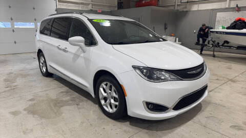 2020 Chrysler Pacifica Touring L 35th Anniversary