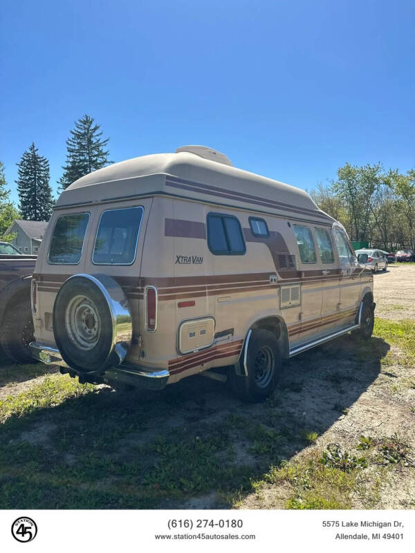 1988 Ford E-Series E-250