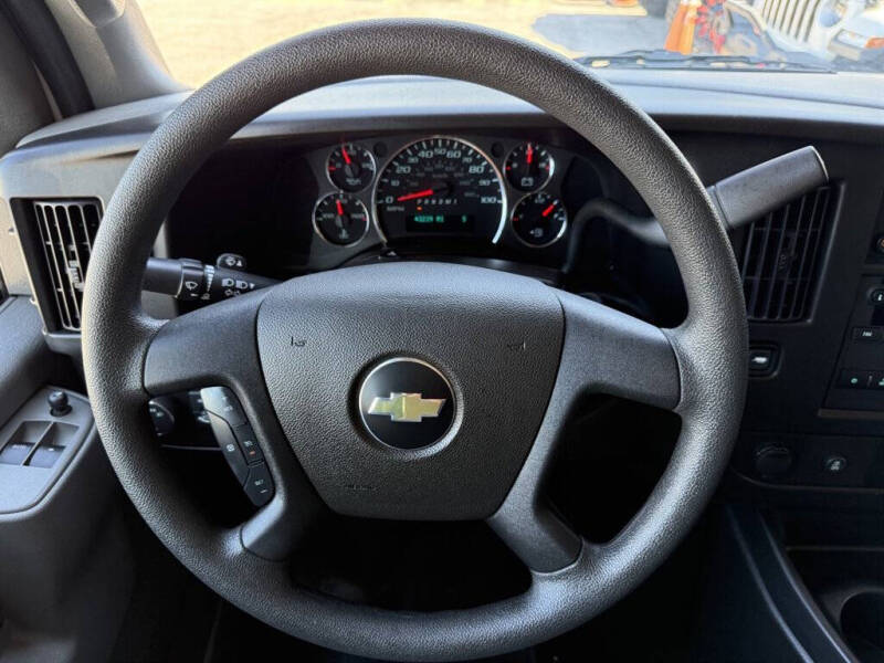 2023 Chevrolet Express LT 3500