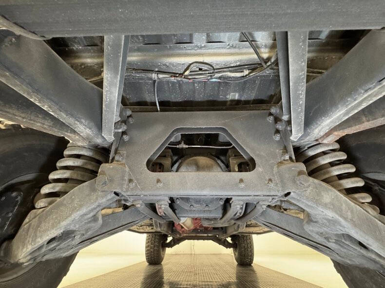 2005 AM General Hummer