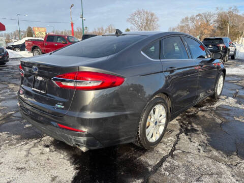 2019 Ford Fusion SE