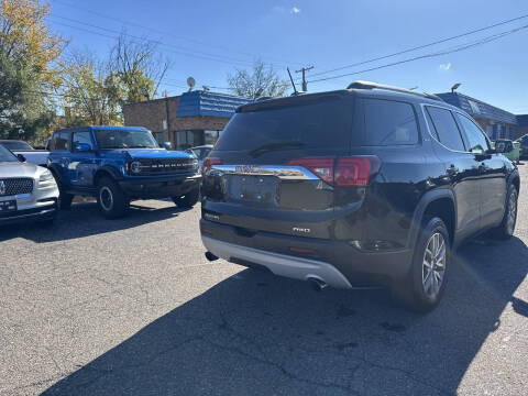 2017 GMC Acadia SLE-2