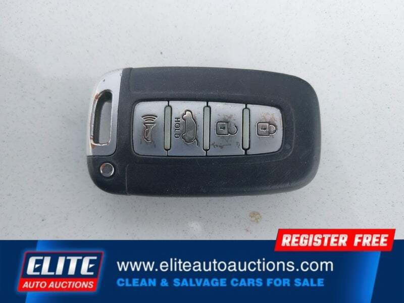 White 2012 Kia Forte5 SX SX 4dr Hatchback 6A 22