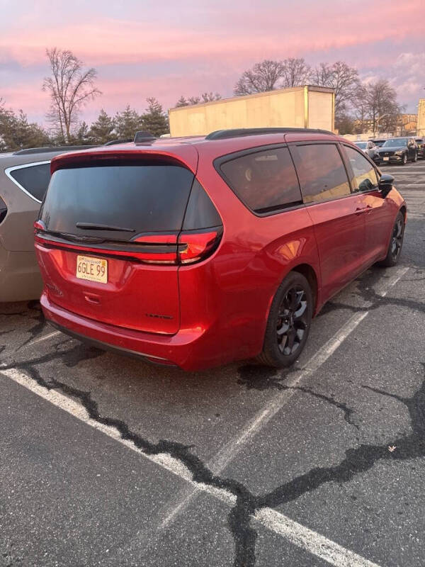 2025 Chrysler Pacifica Limited