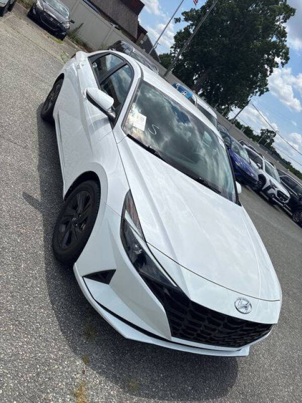 2022 Hyundai Elantra