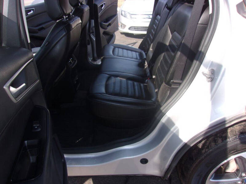 2019 Ford Edge SEL
