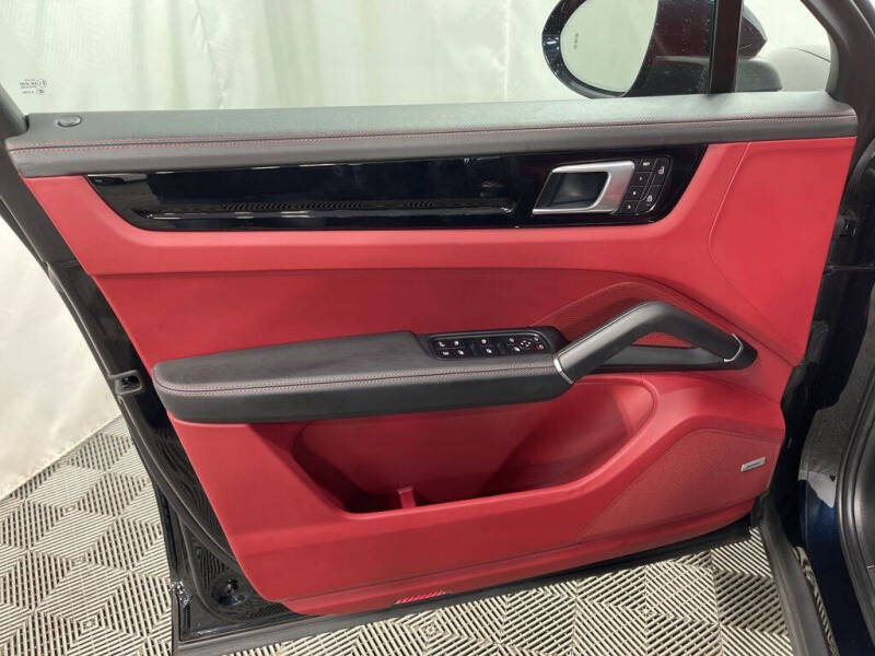 2022 Porsche Cayenne