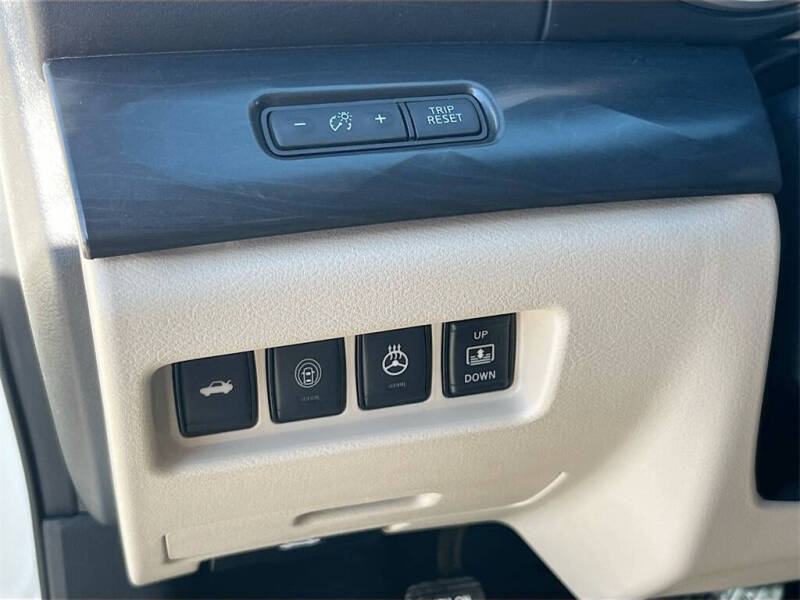 2023 Nissan Maxima 3.5 Platinum