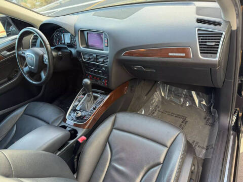 2012 Audi Q5 3.2 quattro Premium Plus