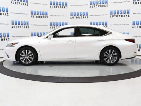 2019 Lexus ES 350