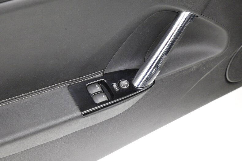 2007 Saturn SKY Red Line