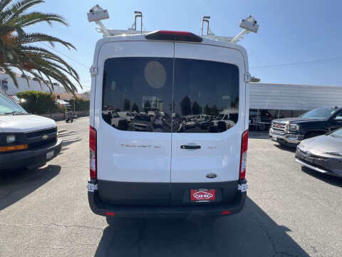 2018 Ford Transit 150 XLT