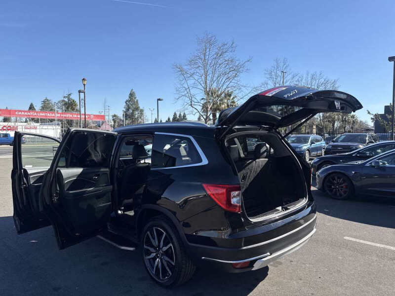2020 Honda Pilot Elite