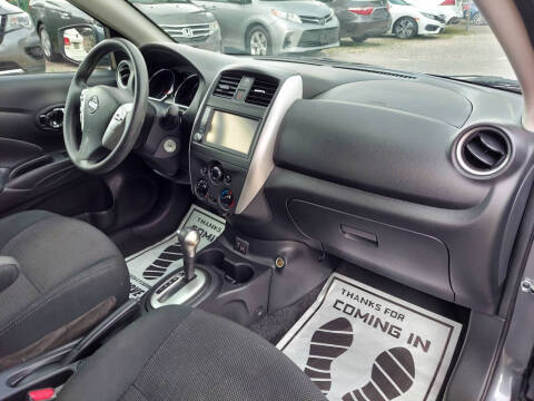 2019 Nissan Versa SV