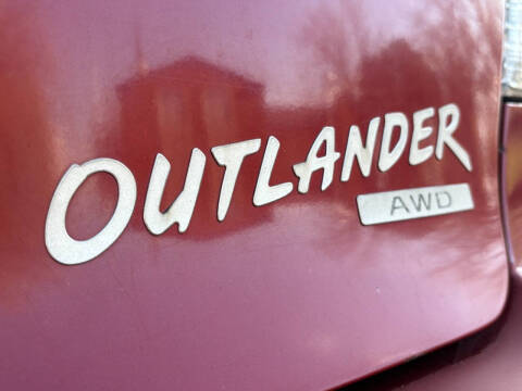 2004 Mitsubishi Outlander XLS