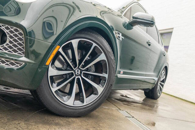 2017 Bentley Bentayga 4