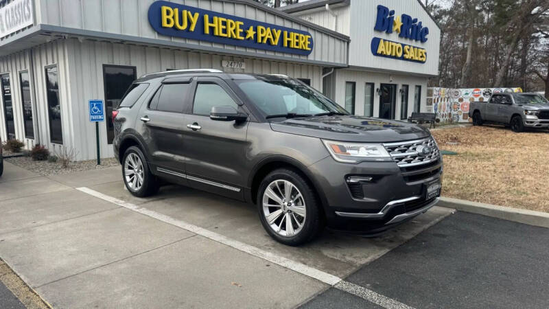 2018 Ford Explorer Limited's photo