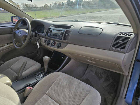 2003 Toyota Camry LE