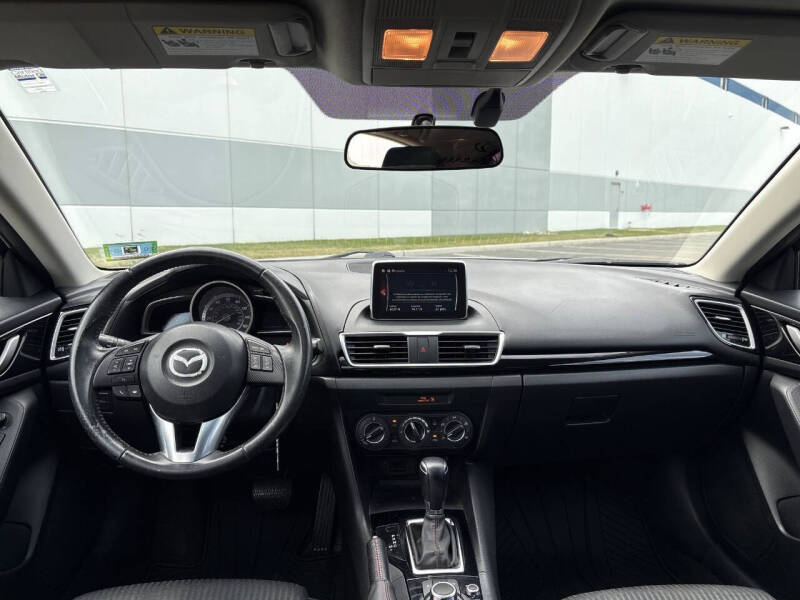 2016 Mazda MAZDA3 i Touring