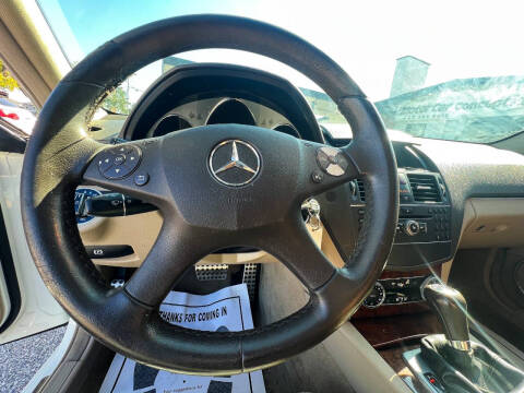 2010 Mercedes-Benz C-Class C 300 Luxury