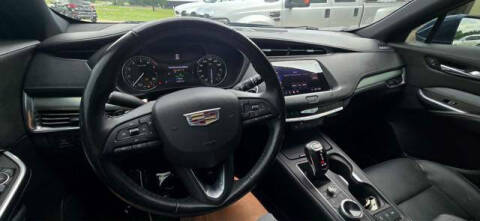 2019 Cadillac XT4 Premium Luxury