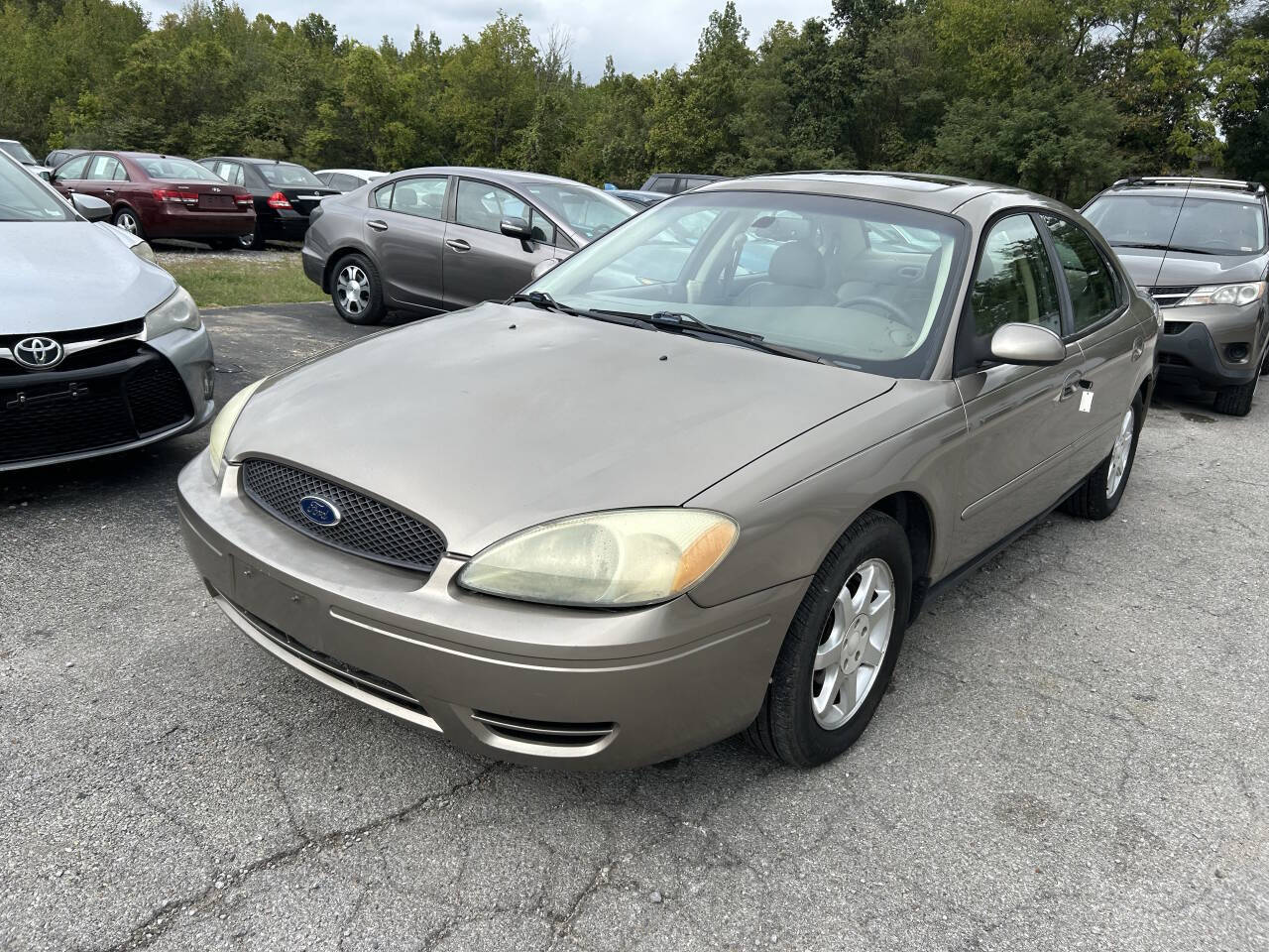 Gold 2006 Ford Taurus SEL SEL 4dr Sedan 2