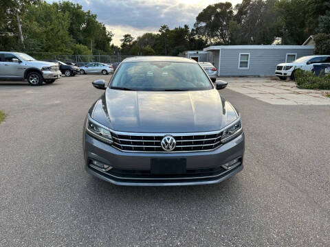 2017 Volkswagen Passat 1.8T SEL Premium