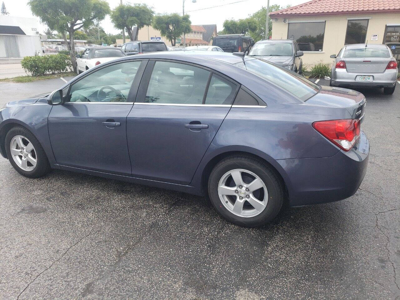 2014 CHEVROLET Cruze Sedan - $5,995