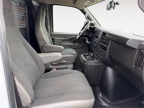 2024 Chevrolet Express 2500