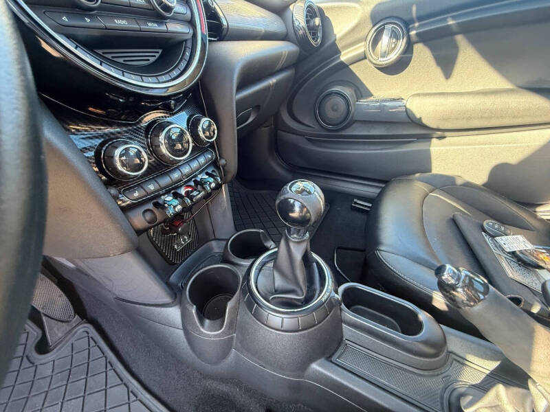 2015 MINI Hardtop 2 Door Cooper