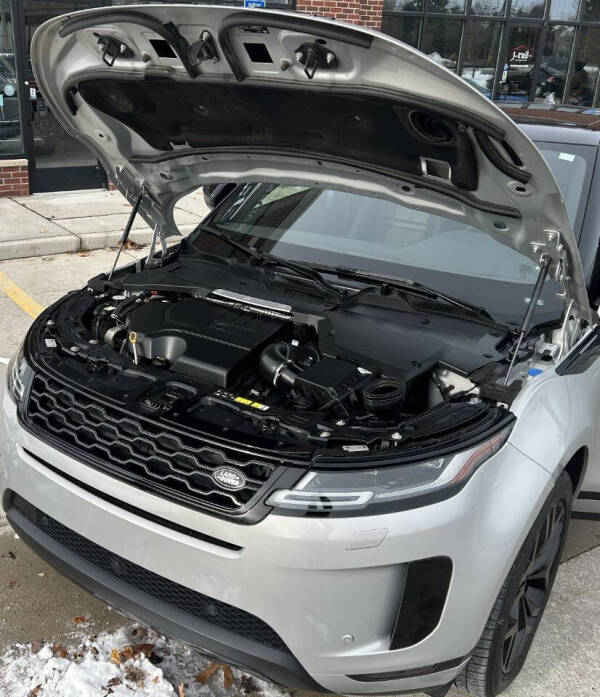 2022 Land Rover Range Rover Evoque P250 SE