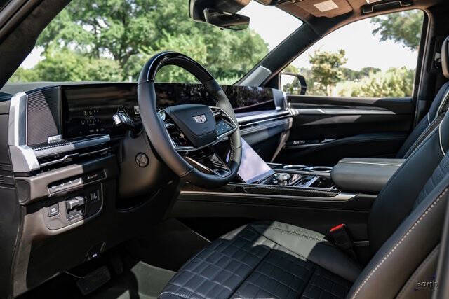 2025 Cadillac Escalade-V