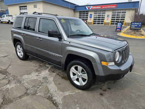 2013 Jeep Patriot for sale at Short Line Auto Inc in Rochester MN