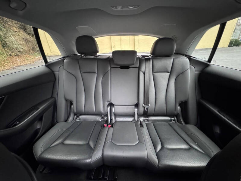 2020 Audi Q8 quattro Premium Plus 55 TFSI