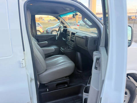 2020 Chevrolet Express 2500