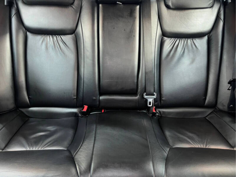 2011 Chrysler 300 Limited