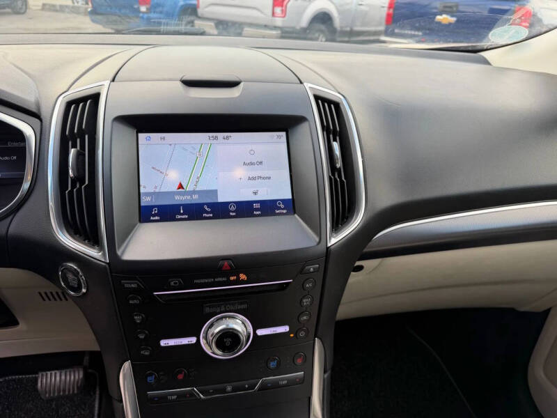 2019 Ford Edge Titanium