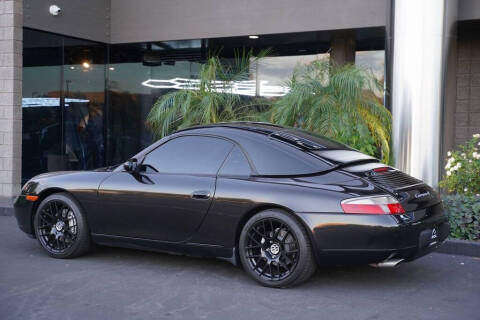 2001 Porsche 911 Carrera 4