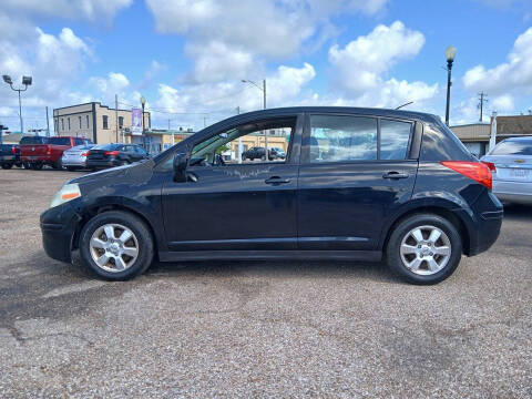 2012 Nissan Versa 1.8 SL