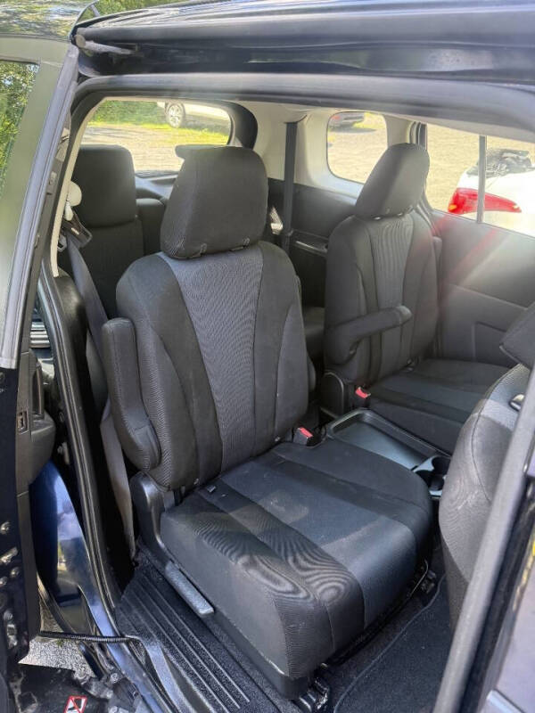 2014 Mazda MAZDA5 Sport