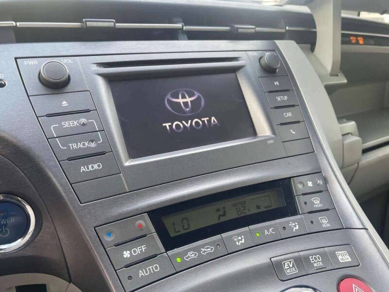 2015 Toyota Prius Two