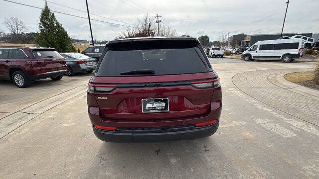 2024 Jeep Grand Cherokee Altitude