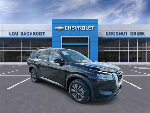 2024 Nissan Pathfinder SV