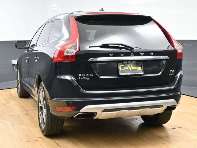 2017 Volvo XC60 T6 Dynamic